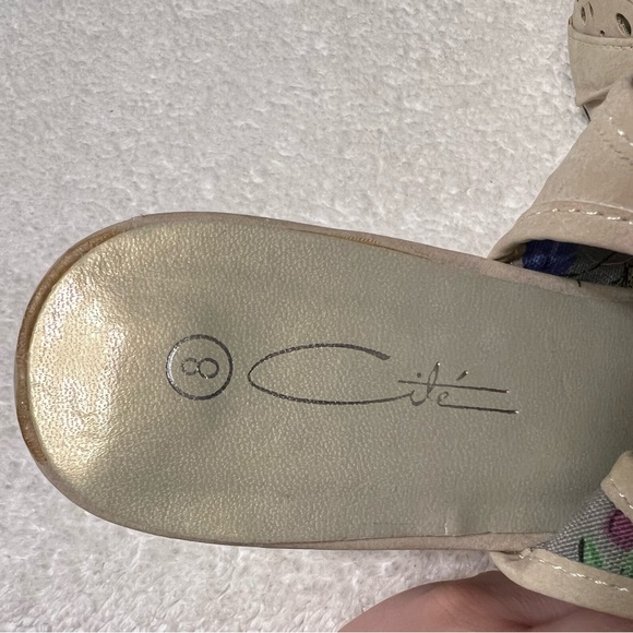 Cité Sling Back Heel with Bow size 8 - Picture 4 of 11